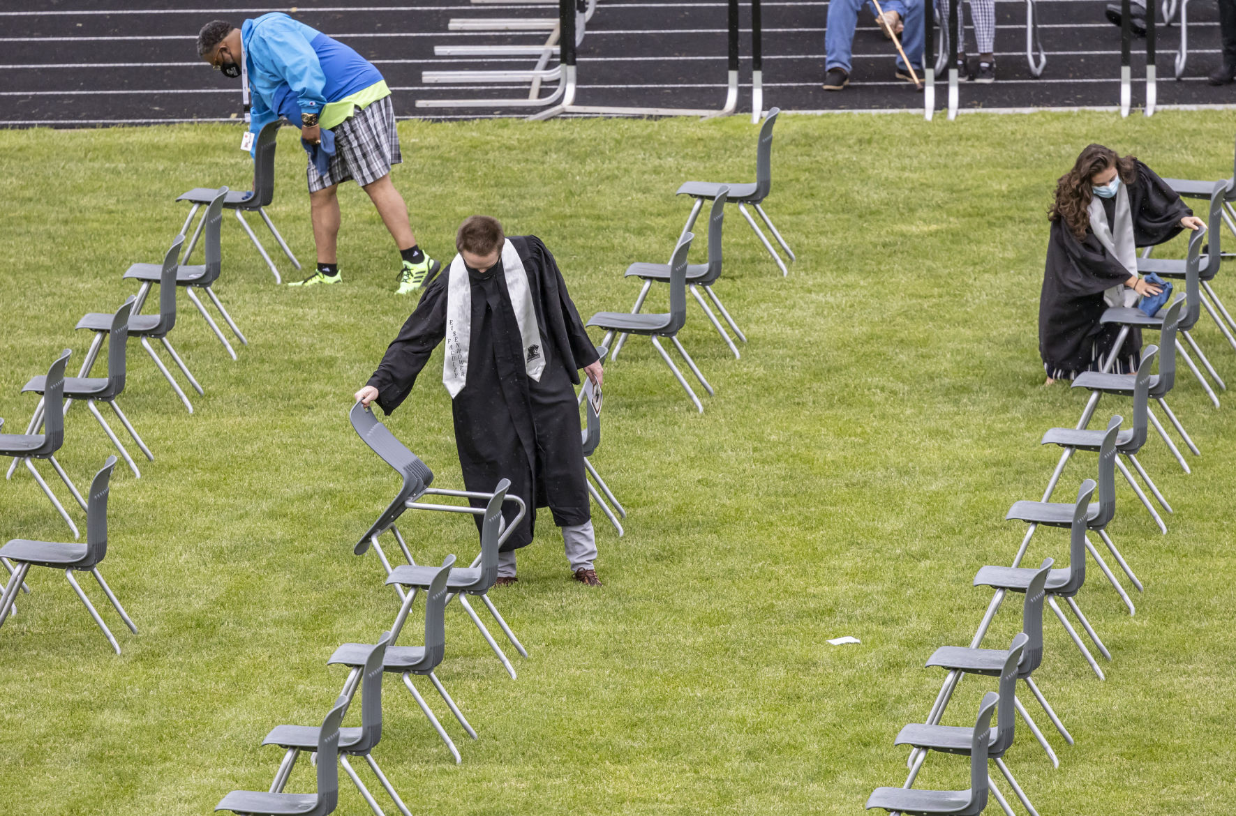 Eisenhower grad ceremonies 1265 051421.JPG